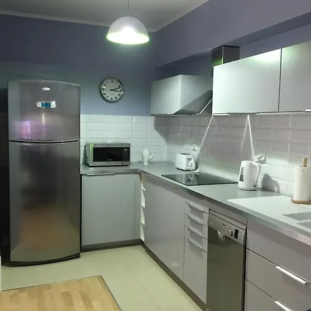 Golden Sands Exclusive Suites 미엥지즈드로예
