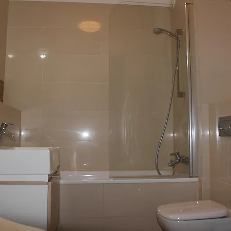 Golden Sands Exclusive Suites 아파트